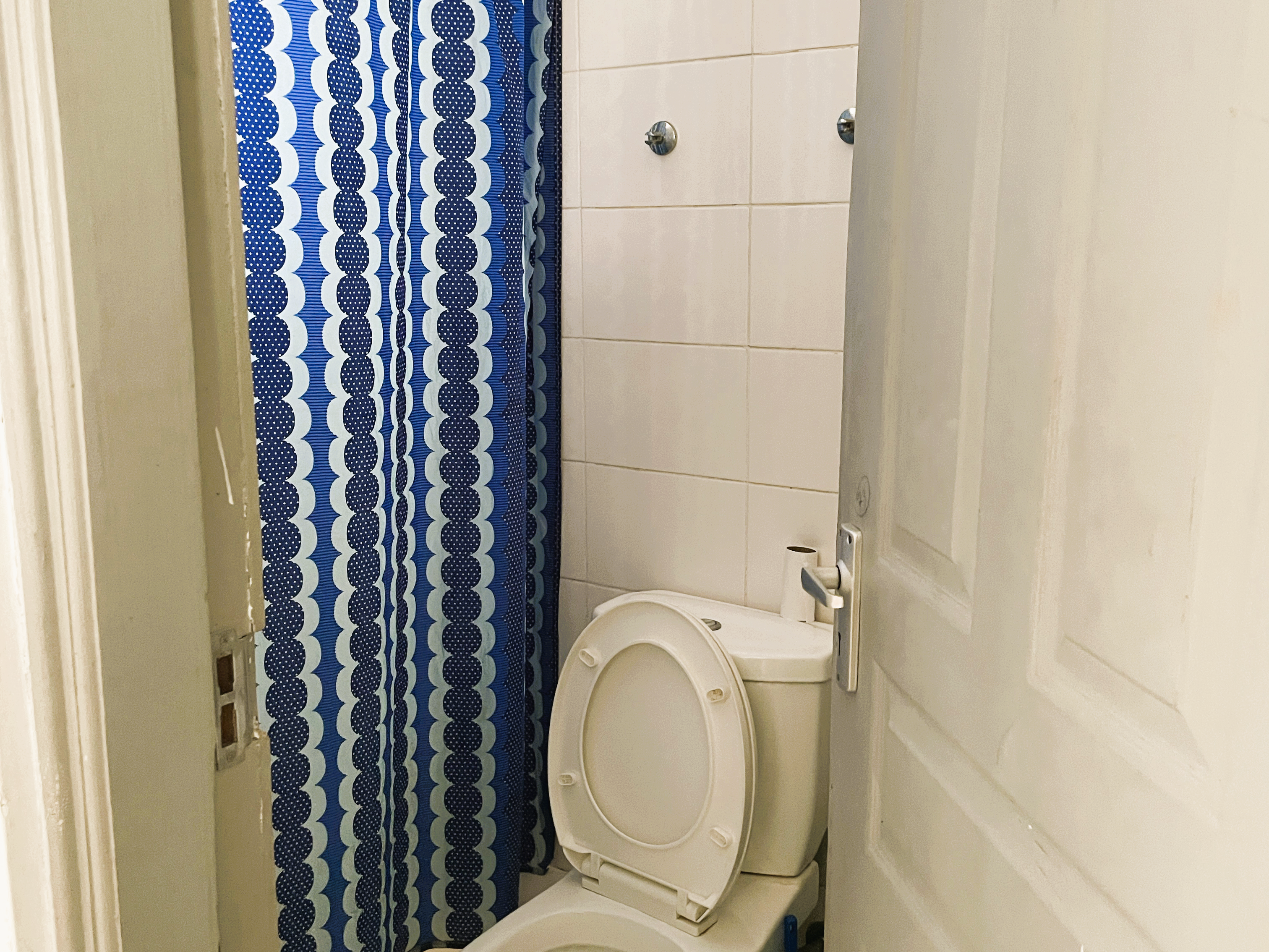 Chic 1BR bathroom at Racecourse Gardens, Nairobi